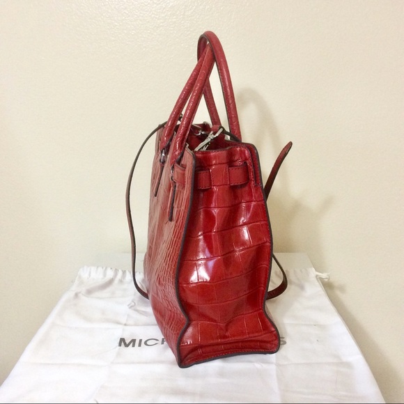 Michael Kors Lg Dillon Croc Embossed Leather Red Tote - Picture 8 of 12